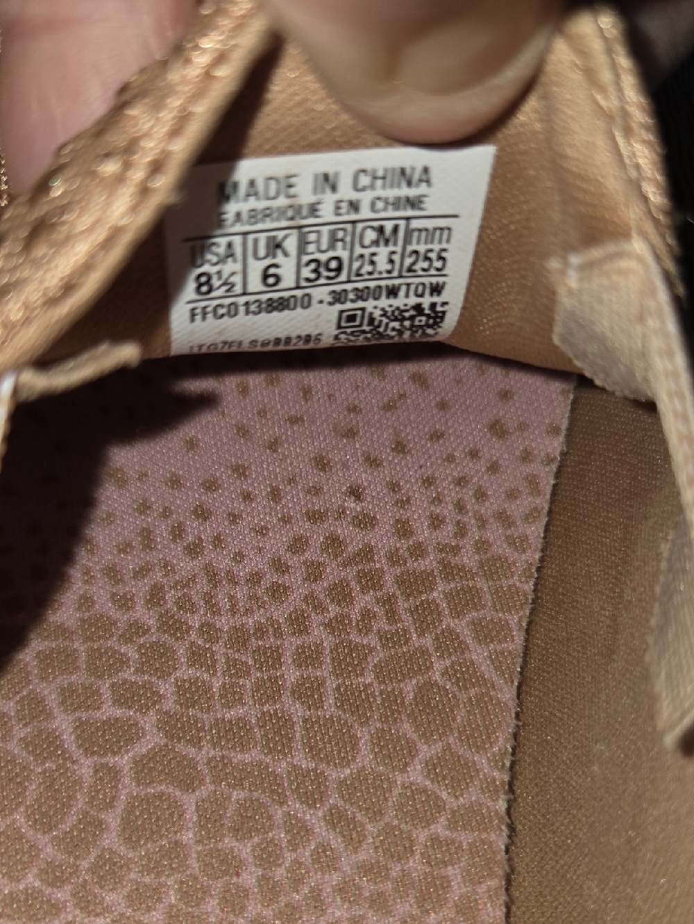 Reebok Women's Slip-On Walking Shoes in Rose Gold Size 8.5 - Picture 7 of 9